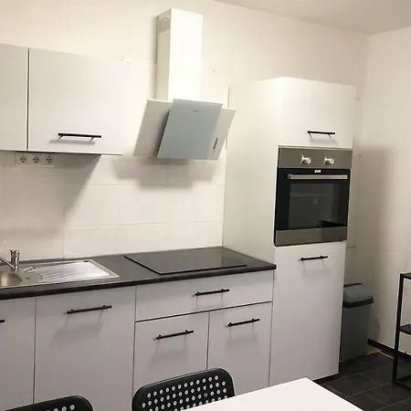 Cozy With Wifi Apartment *